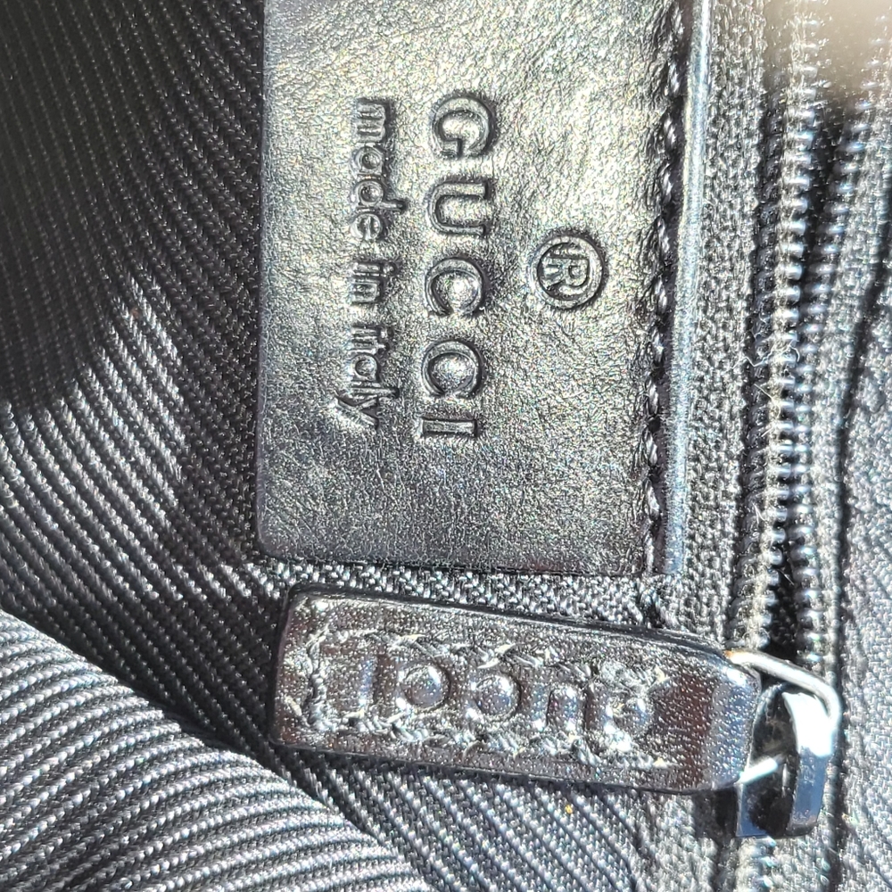 Authentic Gucci bag, black leather & fabric - used - Picture 14 of 16